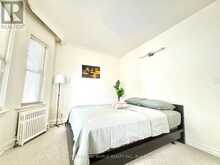 1563 BATHURST STREET | Toronto Ontario | Slide Image Twelve
