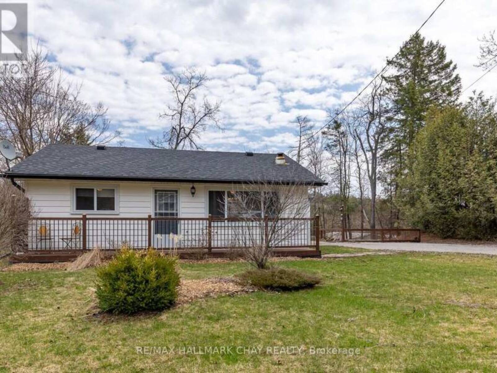 6 DICKSON STREET, Kawartha Lakes, Ontario K0M 2A0