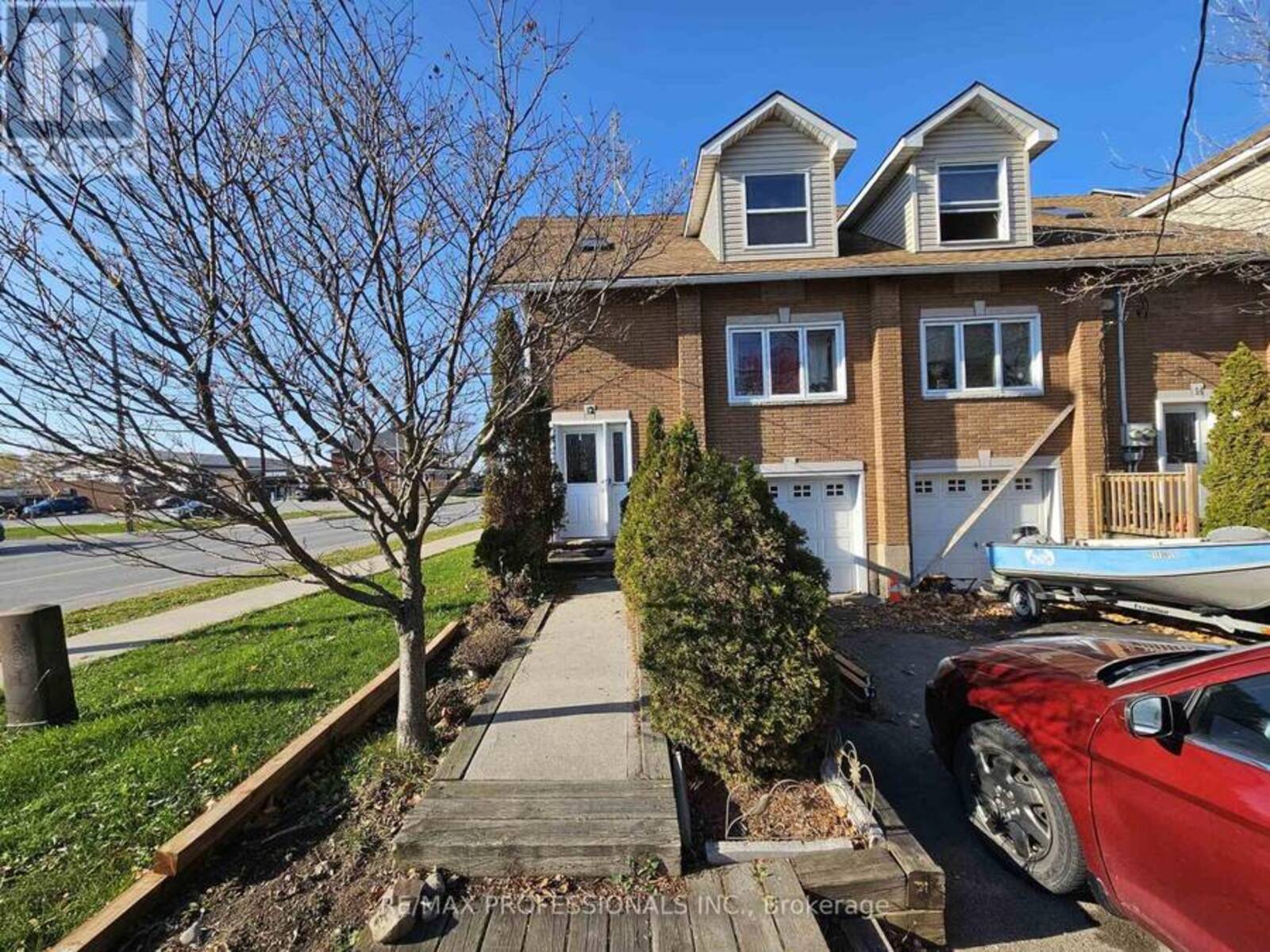 12 ERIE STREET, Port Colborne, Ontario L3K 4L7