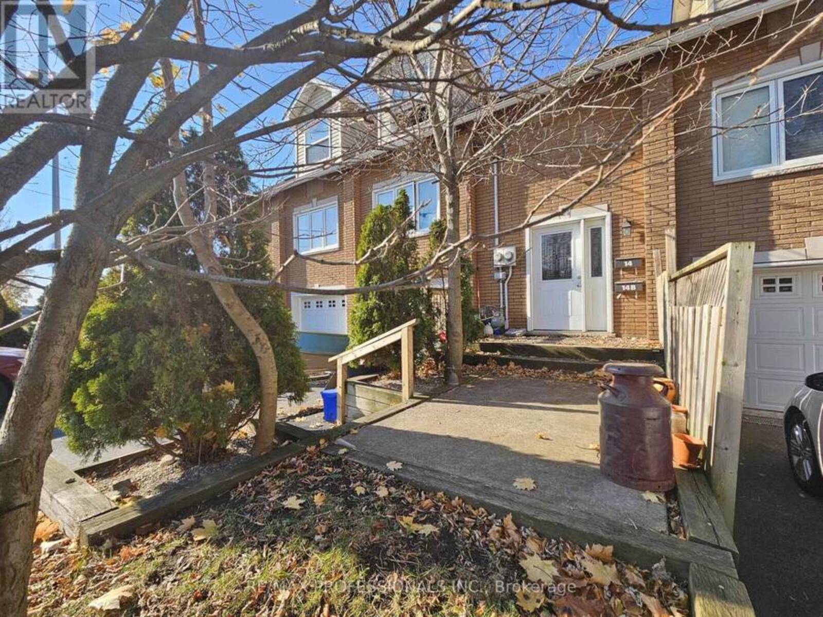 14 ERIE STREET, Port Colborne, Ontario L3K 4L7
