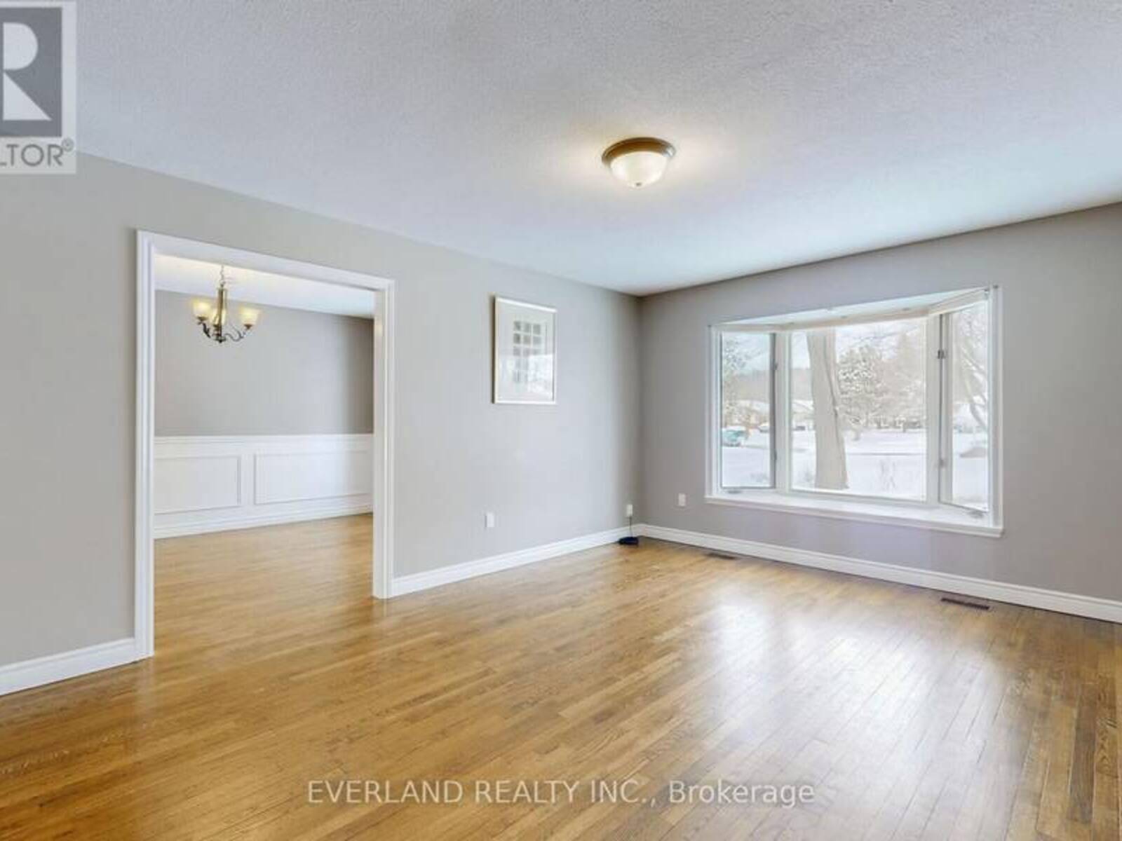 173 THOMPSON DRIVE, East Gwillimbury, Ontario L9N 1E2
