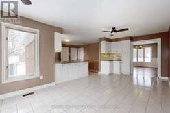 173 THOMPSON DRIVE | East Gwillimbury Ontario | Slide Image Four