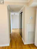 910 - 530 LAURIER AVENUE W | Ottawa Ontario | Slide Image Sixteen