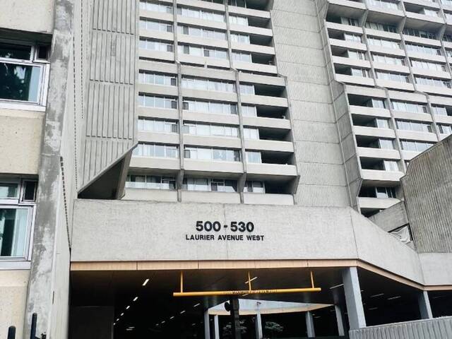 910 - 530 LAURIER AVENUE W Ottawa Ontario, K1R 7T1 - 2 Bedrooms Condo For Sale