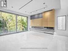 157 OLD FOREST HILL ROAD | Toronto Ontario | Slide Image Ten