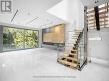 157 OLD FOREST HILL ROAD | Toronto Ontario | Slide Image Nine