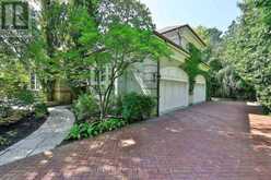 9 SEINECLIFFE ROAD | Markham Ontario | Slide Image Three