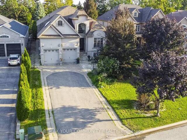 95 NAUGHTON DRIVE Richmond Hill Ontario, L4C 8B3 - 7 Bedrooms Home For Sale