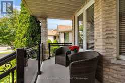 57 VIOLET STREET | Barrie Ontario | Slide Image Three