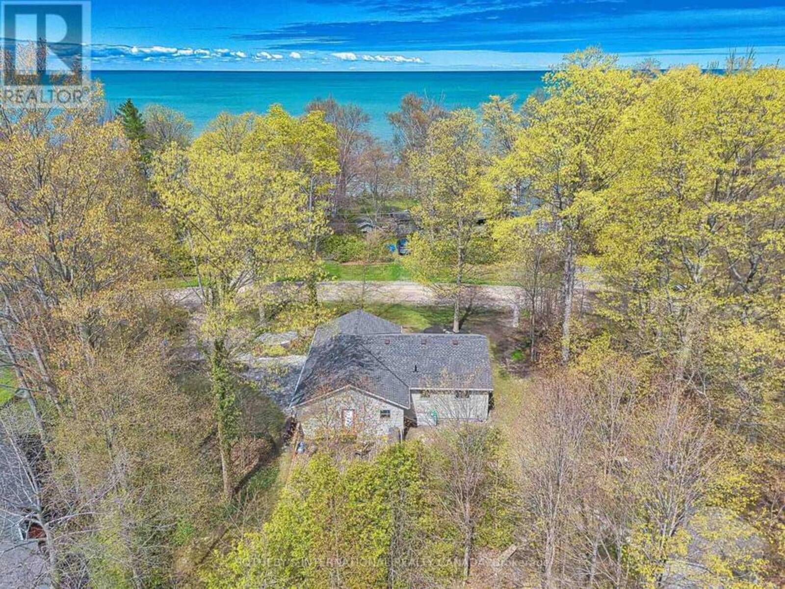 74470 WOODLAND DRIVE, Bayfield, Ontario N0M 1G0