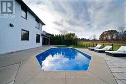 32 ELENA COURT | Hamilton Ontario | Slide Image Forty-two