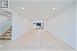 32 ELENA COURT | Hamilton Ontario | Slide Image Six