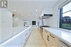 32 ELENA COURT | Hamilton Ontario | Slide Image Nine