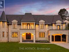 8 BAYVIEW PARK LANE Richmond Hill Ontario, L4E 3G1
