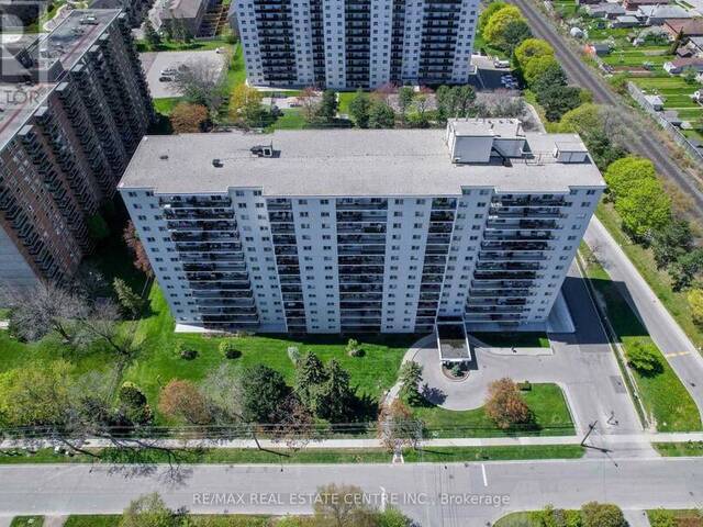 704 - 1100 CAVEN STREET Mississauga Ontario, L5G 4N3 - 2 Bedrooms Condo For Sale