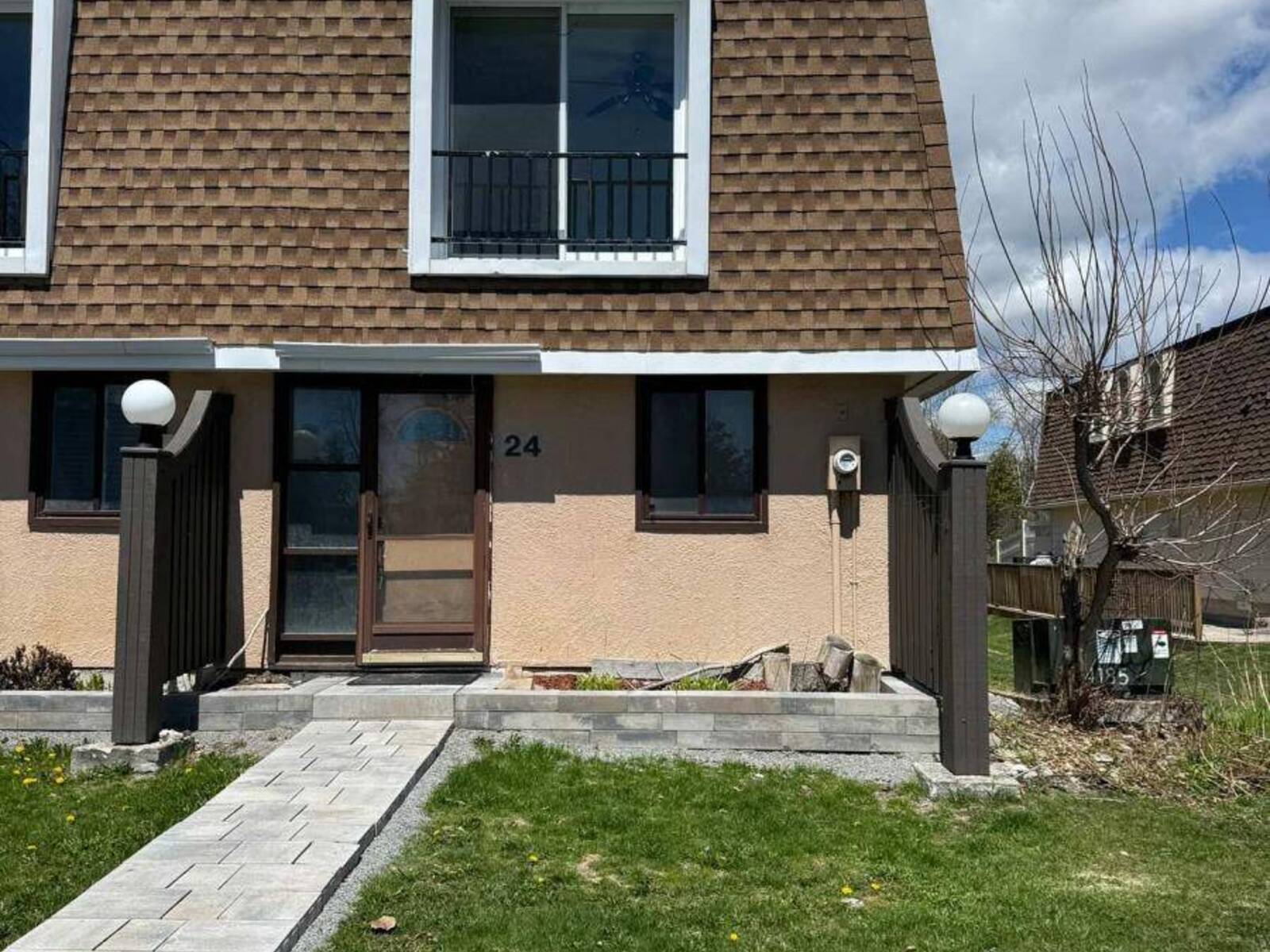 24 - 2 PARADISE BOULEVARD, Ramara, Ontario L0K 1B0