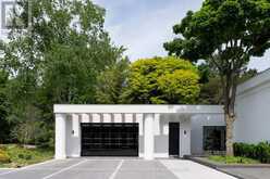 45 PARK LANE CIRCLE | Toronto Ontario | Slide Image Three