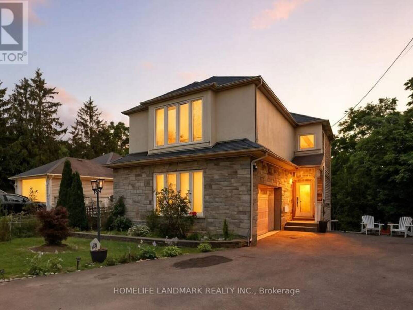 38 WOODROW STREET, St. Catharines, Ontario L2P 2A2