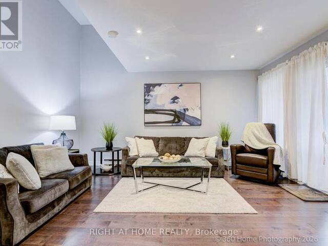 80 - 221 MILESTONE CRESCENT Aurora Ontario, L4G 3M2 - 3 Bedrooms Condo For Sale