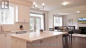 251 DANNY WHEELER BOULEVARD | Georgina Ontario | Slide Image Seventeen