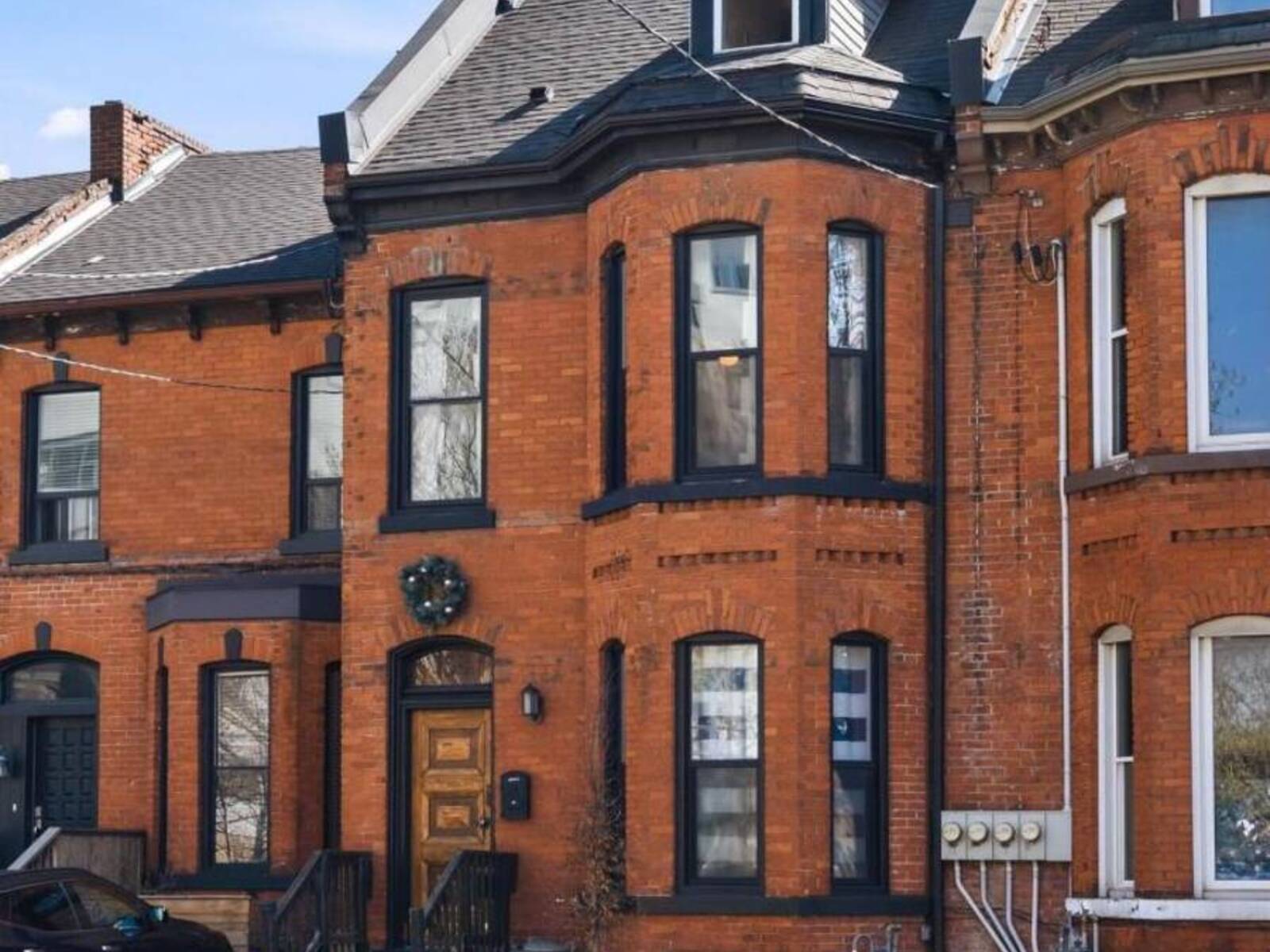 158 HUNTER STREET E, Hamilton, Ontario L8N 1M7