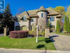 7 LEGACY COURT Toronto Ontario, M2L 2Y7