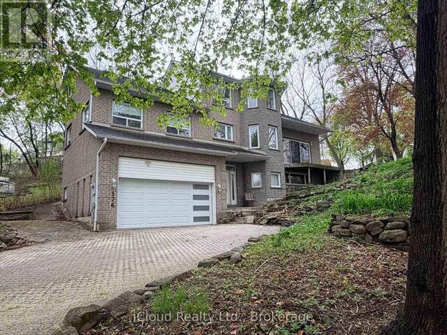 176 WYNDHAM STREET Mississauga Ontario, L5M 1N5 - 5 Bedrooms Home For Sale