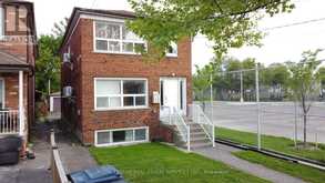 11 DENNIS AVENUE | Toronto Ontario | Slide Image Two