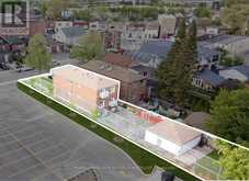 11 DENNIS AVENUE | Toronto Ontario | Slide Image Seventeen