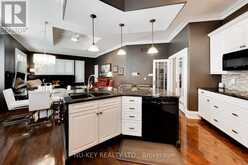38 CASTLE DRIVE | Barrie Ontario | Slide Image Nine