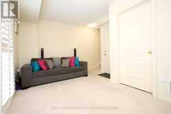 41 MARTINWORTH LANE | Ajax Ontario | Slide Image Sixteen