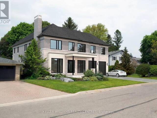 10 HAWTHORNE LANE Aurora Ontario, L4G 3K7 - 4 Bedrooms Home For Sale
