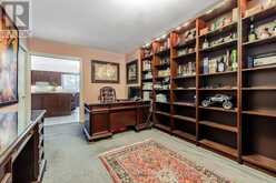 10 HAWTHORNE LANE | Aurora Ontario | Slide Image Twelve