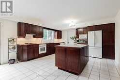 10 HAWTHORNE LANE | Aurora Ontario | Slide Image Seventeen