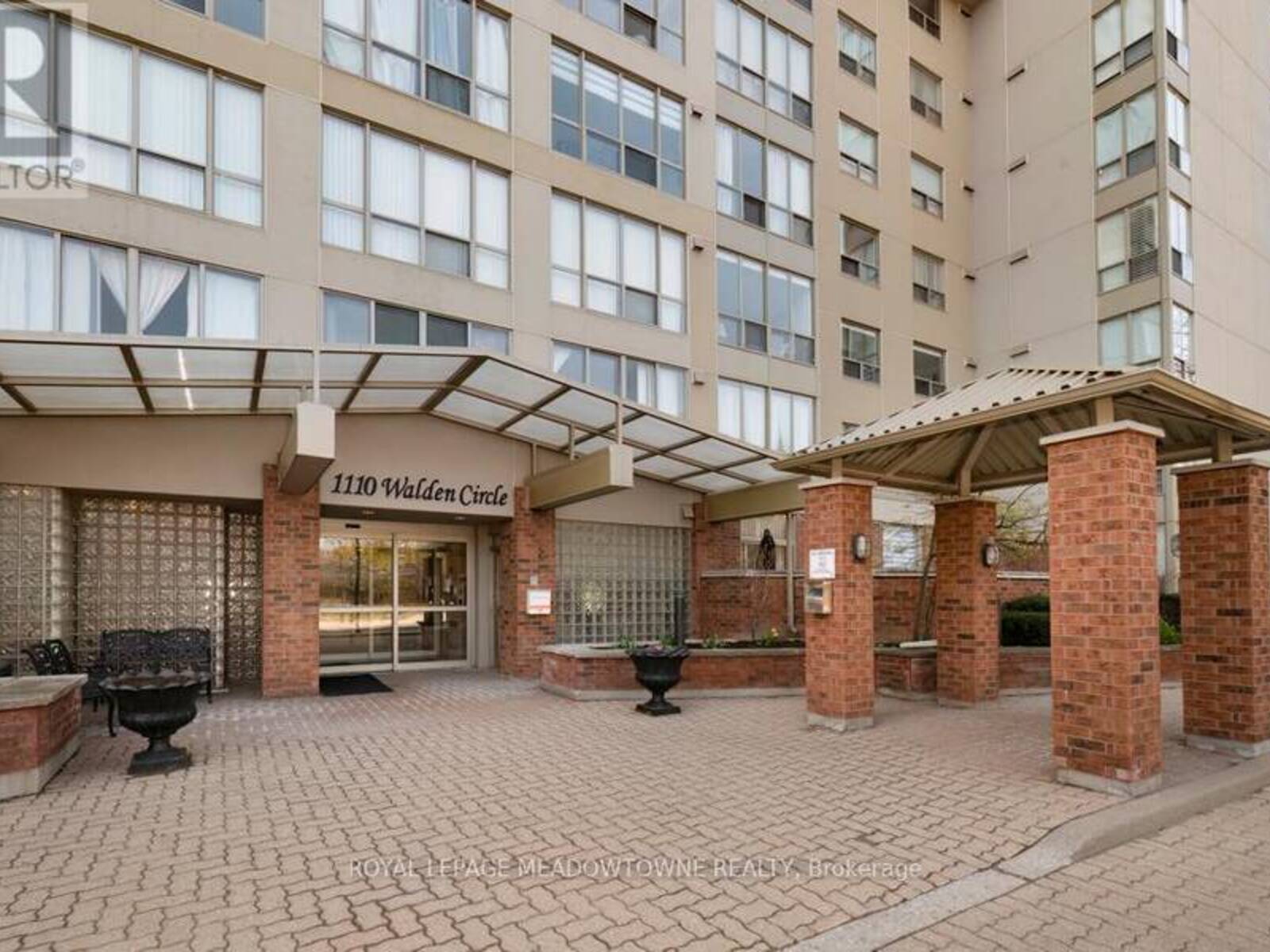 905 - 1110 WALDEN CIRCLE, Mississauga, Ontario L5J 4R3