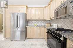 126 CARMELA AVENUE | Richmond Hill Ontario | Slide Image Fifteen