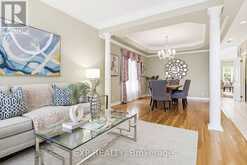 126 CARMELA AVENUE | Richmond Hill Ontario | Slide Image Eight