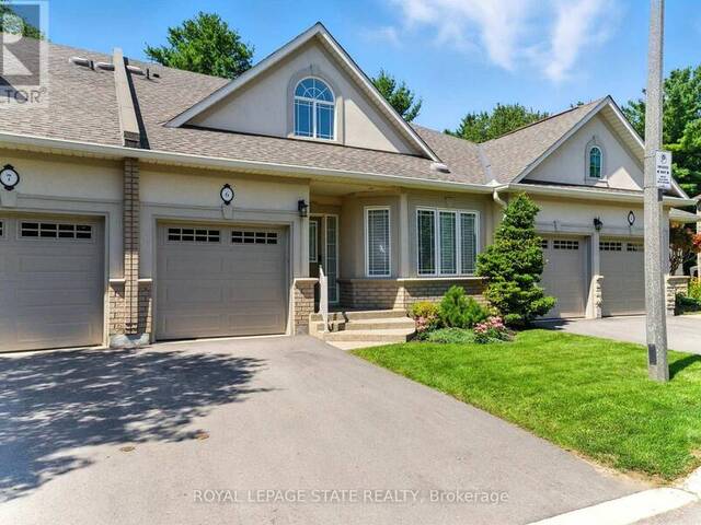 6 - 40 WESLEYAN COURT Ancaster Ontario, L9G 5C7 - 3 Bedrooms Condo For Sale