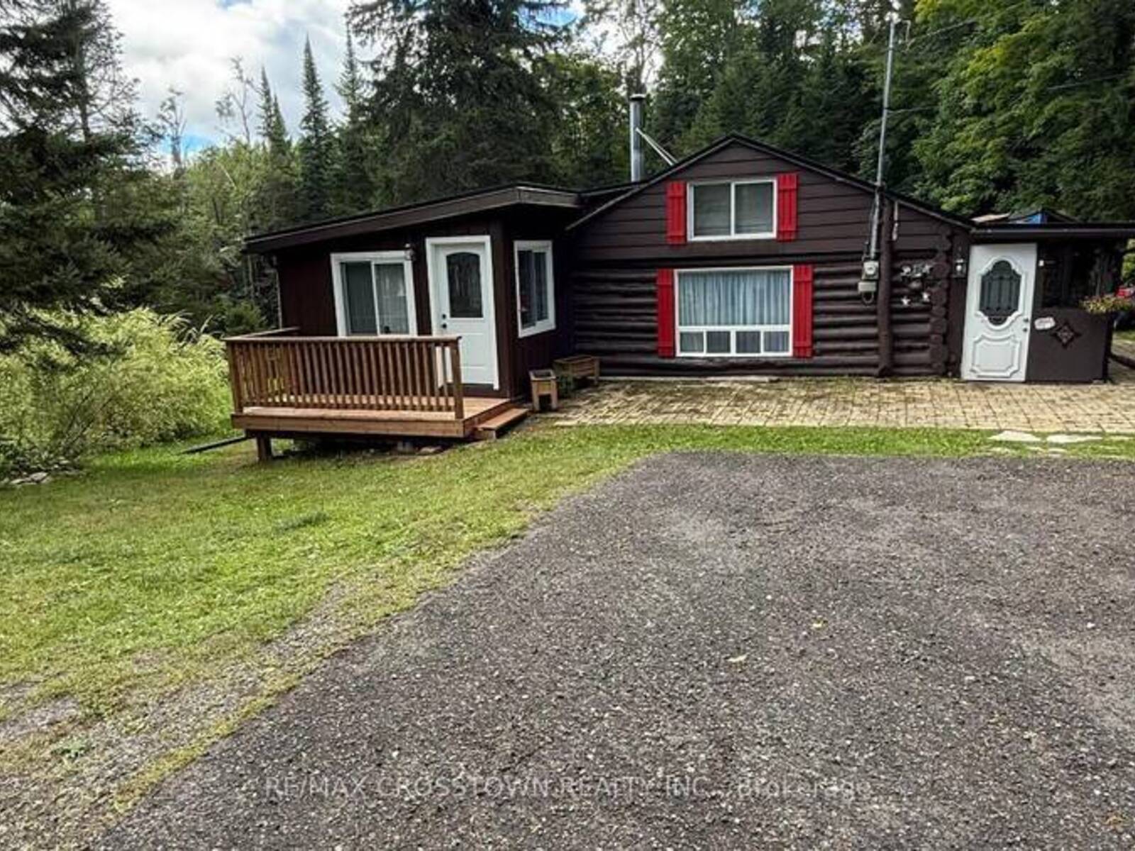 1161 UFFINGTON ROAD, Bracebridge, Ontario P1L 1X1