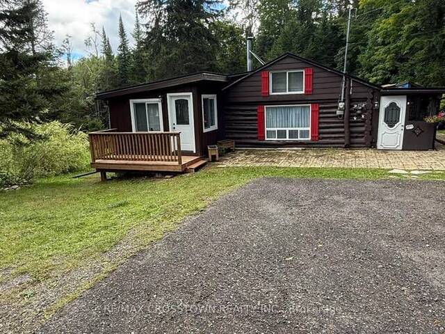 1161 UFFINGTON ROAD Bracebridge Ontario, P1L 1X1 - 2 Bedrooms Home For Sale