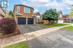 4 LEEWARD DRIVE | Brampton Ontario | Slide Image Two