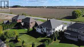 843 COUNTY RD 2 | Lakeshore Ontario | Slide Image Thirty-nine