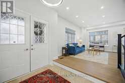 75 BORERS CREEK CIRCLE | Hamilton Ontario | Slide Image Four