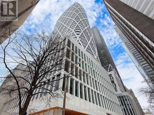 2212 - 230 SIMCOE STREET Toronto Ontario, M5T 0G7 - 2 Bedrooms Condo For Sale