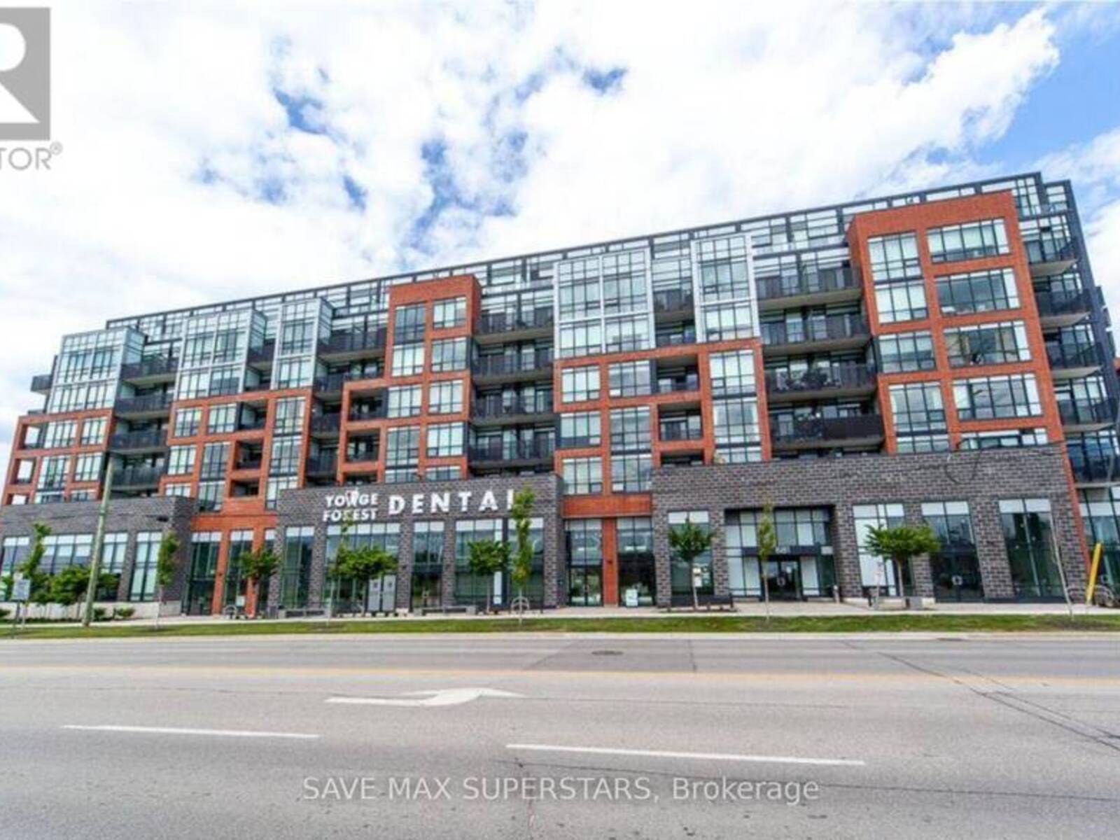 611 - 681 YONGE STREET, Barrie, Ontario L4N 4E8