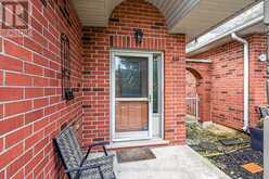 59 RIVEROAKS DRIVE | Hamilton Ontario | Slide Image Two