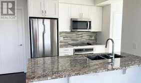 1704 - 805 CARLING AVENUE | Ottawa Ontario | Slide Image Eight
