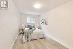 1270 PALLATINE DRIVE | Oakville Ontario | Slide Image Eleven