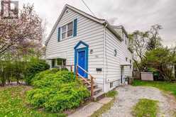 105 HILLVIEW STREET | Hamilton Ontario | Slide Image Three