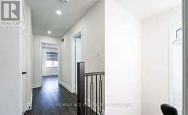 203 RALEIGH AVENUE | Toronto Ontario | Slide Image Thirteen